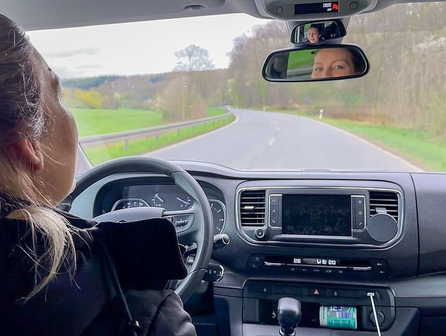 DaddysLuder Porno Video: Erster ars**fi** nach der Schwangerschaft! Anfangs schmerzhaft